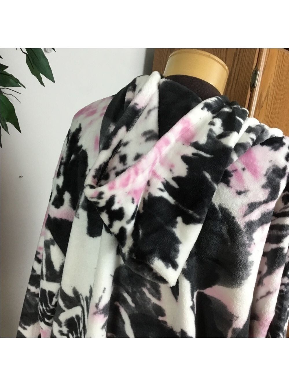 So L/XL oversized sleep hooded pullover lilac tie dye - Picture 10 of 11